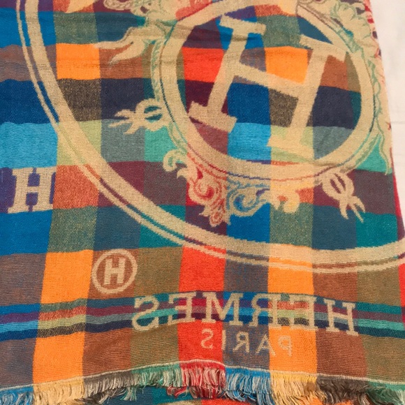 Super soft Scarf - Picture 1 of 2